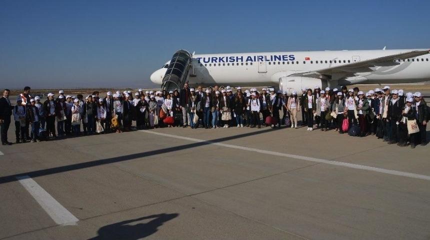 Şırnaklı 184 &Ouml;ğrenci Antalya&rsquo;yı Gezecek