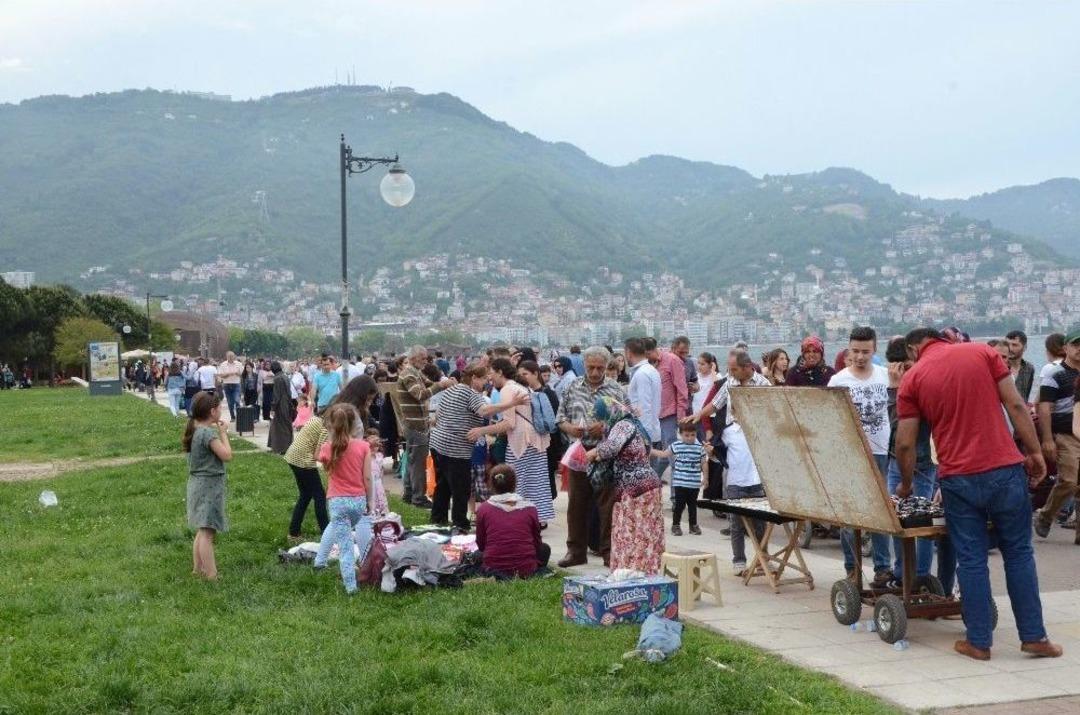 Ordulular Sahile Akın Etti