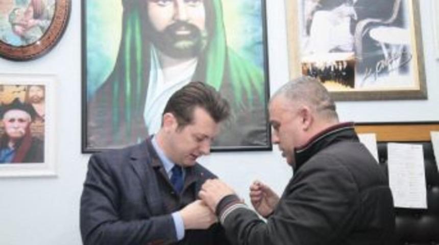 Başkan Doğan, Karatepe K&ouml;y&uuml; Sosyal Yardımlaşma Ve Dayanışma Derneği&rsquo;ni Ziyaret Etti