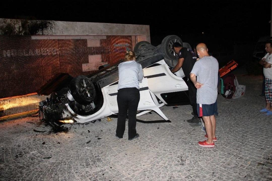 Kavşağa Hızlı Girince Taklalar Atarak Durabildi