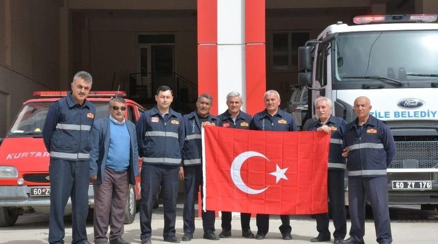 Asker Babası İtfaiyecilerden Mehmet&ccedil;iğe Destek