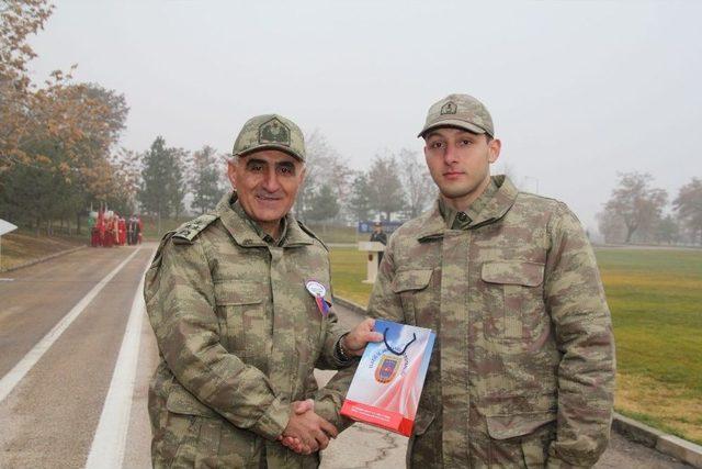 Elazığ’da Kısa Dönem Askerler Yemin Etti