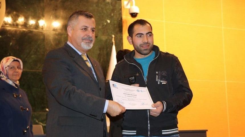 Kto&rsquo;da 2017 Yılında 425 Kişi Uygulamalı Girişimcilik Sertifikası Aldı