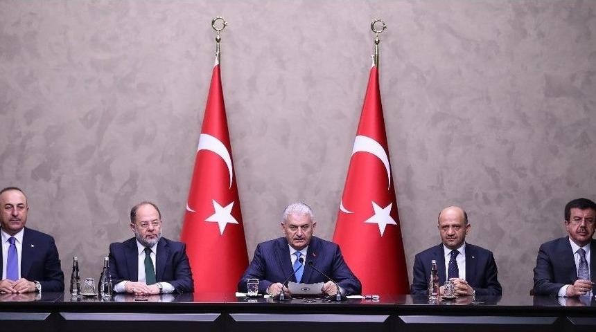 Başbakan Yıldırım: "normal Şartlarda D&uuml;nya Bir Araya Gelse Bunlar Bir Araya Gelemez" (1)