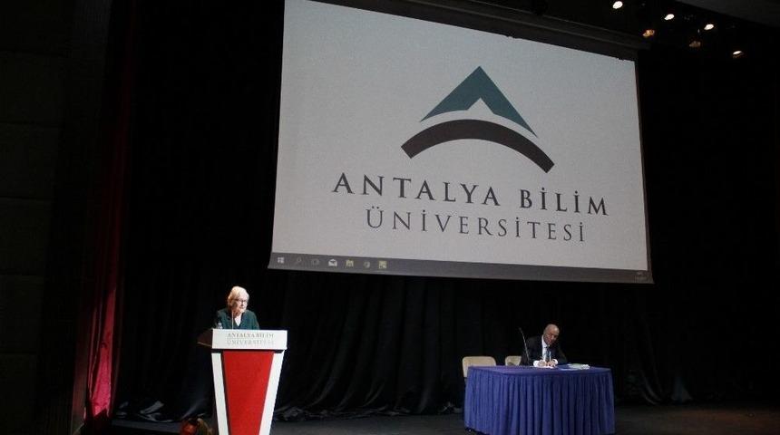 Türkiye Felsefe Kurumu Başkanı Kuçuradi Abü’de