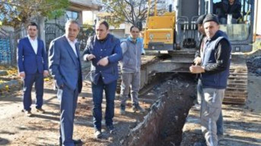 Başkan &Ouml;zdemir Yağmur Suyu Projesini İnceledi