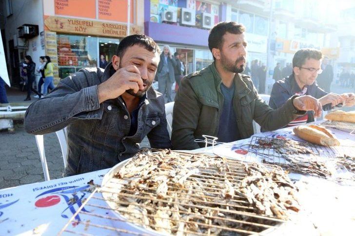 Hopa´da ‘hamsi Şenliği’ Düzenlendi G5