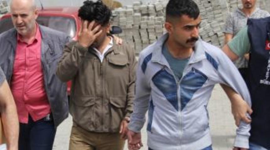 Samsun&rsquo;da Suriyeli Ve Iraklı Gasp&ccedil;ılar Tutuklandı