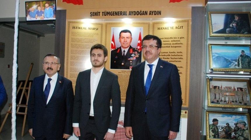 Bakan Zeybekci, Şehit General Aydoğan Aydın&rsquo;ı Anma Programına Katıldı
