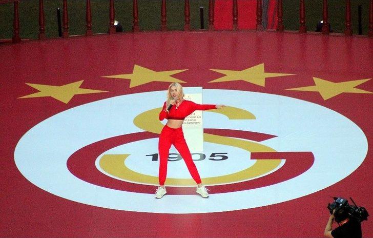 Şampiyon Galatasaray Kupasını Aldı G4