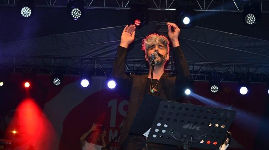 Tekirdağ&rsquo;da Manuş Baba R&uuml;zgarı Esti