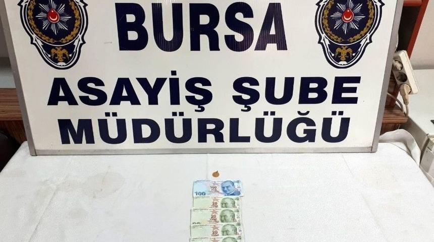 G&ouml;zlerini A&ccedil;ınca Hırsızla Burun Buruna Geldiler