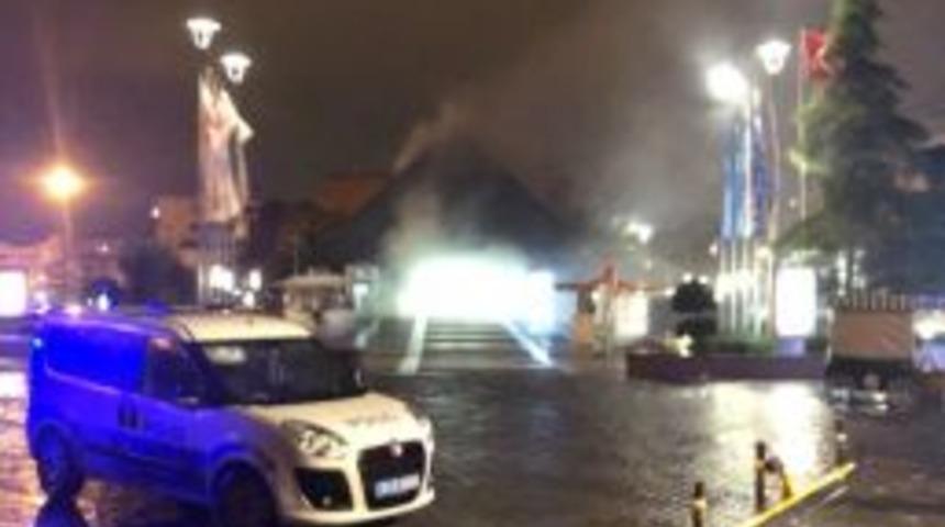 Bursa’da Çıkan Avm Yangınında Faciadan Dönüldü