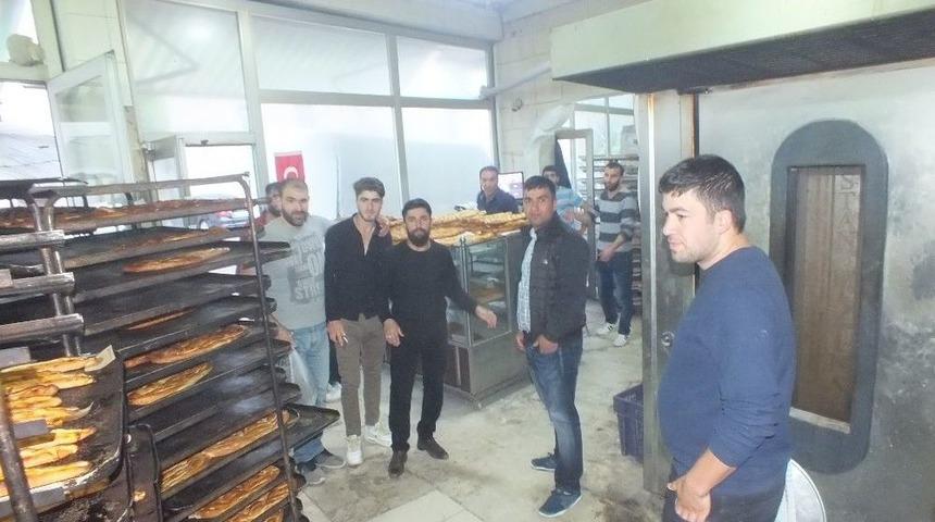 Malazgirt&rsquo;te Ramazan Pidesine Yoğun İlgi