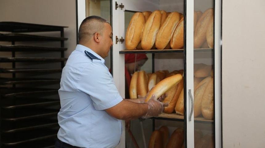 Erdemli&rsquo;de Fırın Denetimleri S&uuml;r&uuml;yor