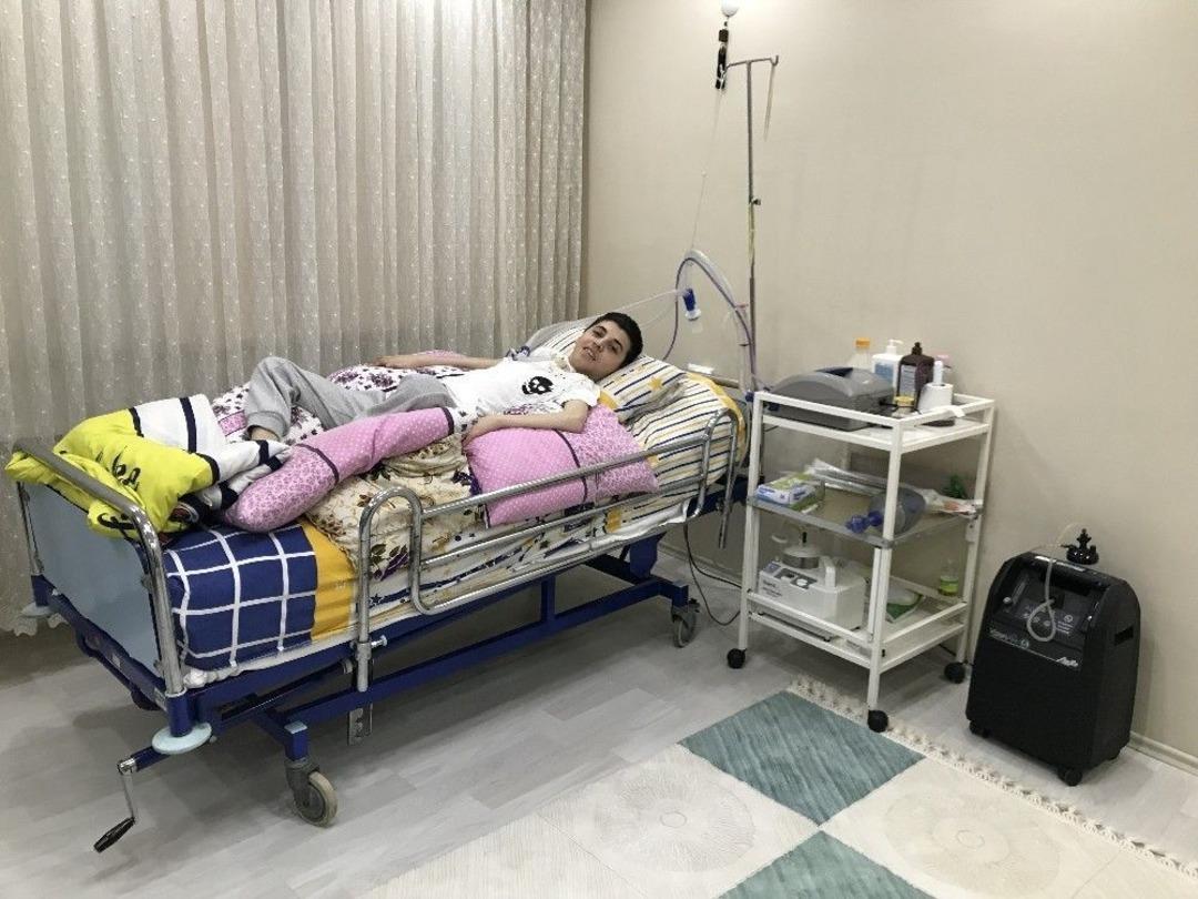 Asans&ouml;rde Sıkışarak Fel&ccedil; Kalan Gencin Tek Hayali Doktor Olmak