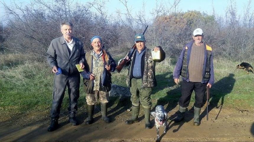 Ka&ccedil;ak Av Kontrol&uuml;nde 140 Kişi Denetlendi