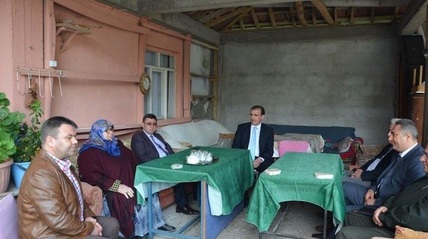 Kaymakam T&uuml;rkel: &ldquo;onların Haklarını Asla &Ouml;deyemeyiz&rdquo;