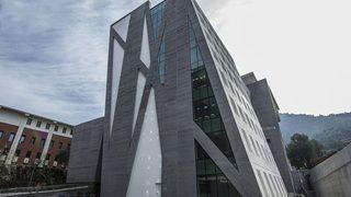 İzmir Ekonomi’ye En İyi Eğitim Binası Ödülü