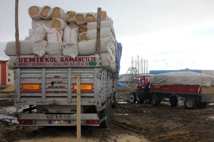 Ağrı Saman Pazarında Yüzler Gülüyor G1