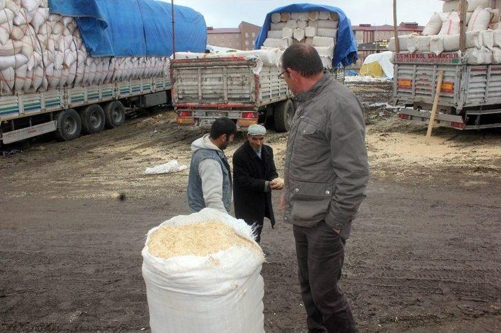 Ağrı Saman Pazarında Yüzler Gülüyor G5