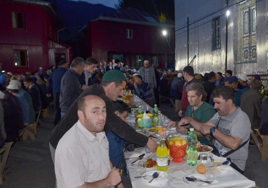 Gemlik Belediyesi&rsquo;nden G&uuml;rcistan&rsquo;da Yaşayan M&uuml;sl&uuml;manlara Yardım