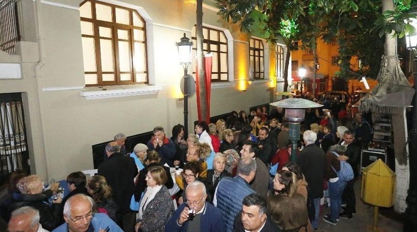 Dario Moreno Şarkılarıyla Anıldı