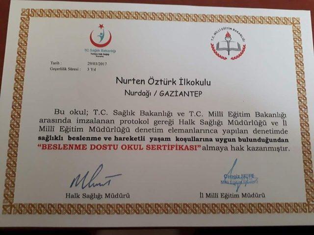 Nurten Öztürk İlkokulu Beyaz Bayrak Aldı.