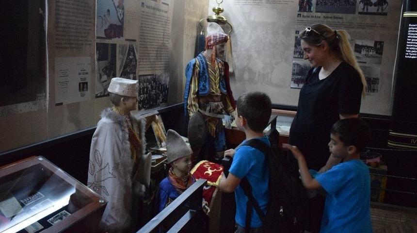 &Ouml;ğrenciler Bursa&rsquo;nın Ge&ccedil;mişini Yakından İnceledi