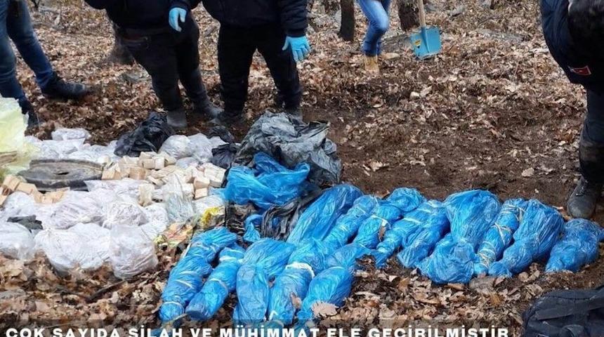 4 Ter&ouml;ristin &Ouml;ld&uuml;r&uuml;ld&uuml;ğ&uuml; Operasyona &Ouml;zel Klip