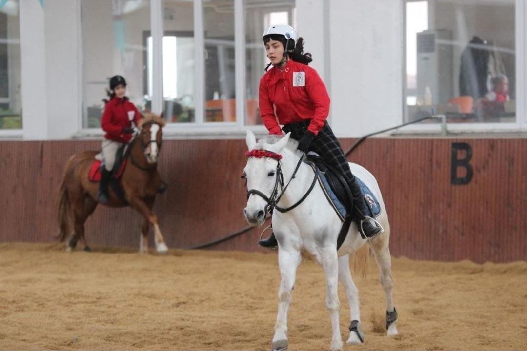 Geleceğin At&ccedil;ı Kadınları Burada Yetişiyor