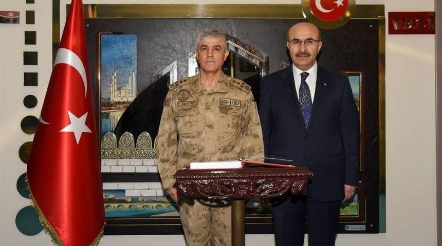 Jandarma Genel Komutanı&rsquo;ndan Vali Demirtaş&rsquo;a Ziyaret