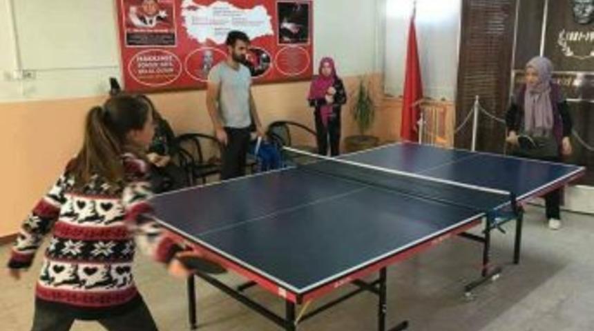 Şaphane&rsquo;de Masa Tenisi Kursu