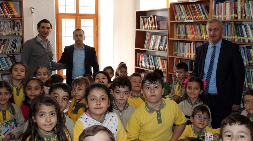 Akdağmadeni&rsquo;nde K&uuml;t&uuml;phane Haftası Kutlandı