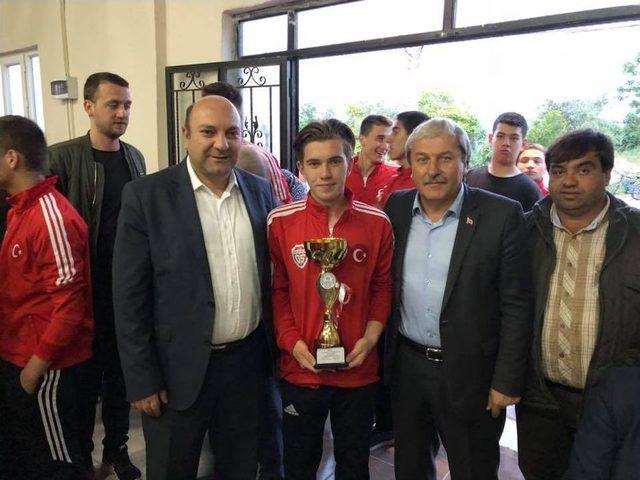 Bilecik U17 Gençler Ligi Şampiyonu 1308 Osmaneli Belediye Spor Oldu