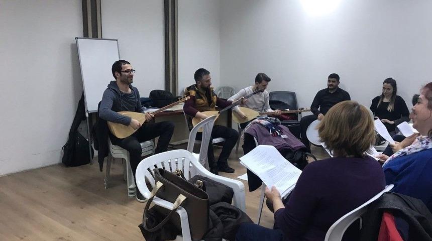 Bilecik Belediyesi Türk Halk Müziği Korosu Konsere Hazırlanıyor