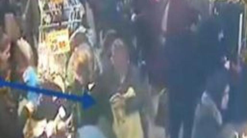 M&uuml;şteri Kılığındaki Kadının İlgin&ccedil; Yankesicilik Y&ouml;ntemi