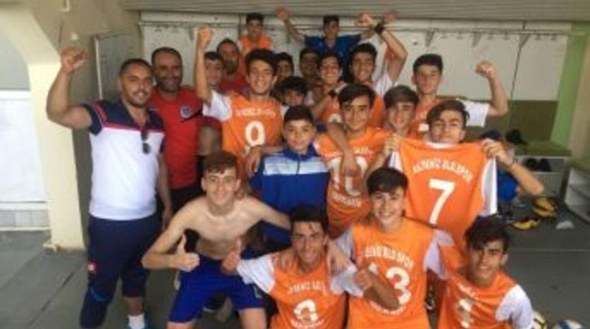 Akdeniz Belediye Spor Yine Şampiyon