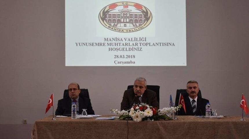 Vali G&uuml;ven&ccedil;er Yunusemre&rsquo;de Mahalle Muhtarlarıyla Buluştu