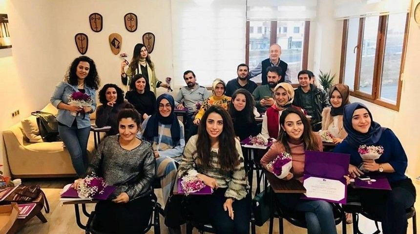 Prof. Dr. Fışıloğlu&rsquo;ndan Gen&ccedil; Psikologlara Eğitim