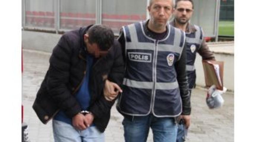 Mağazadan İ&ccedil; &Ccedil;amaşırı Hırsızlığına Tutuklama