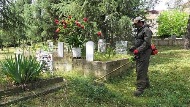 Başiskele’de Çalışmalar Devam Ediyor