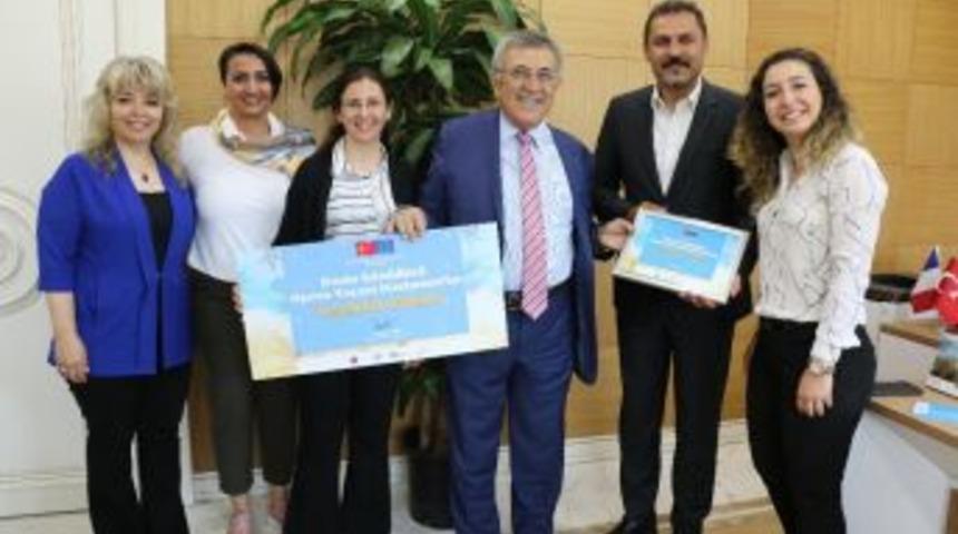 Deniz G&ouml;n&uuml;ll&uuml;s&uuml; Projesi&rsquo;ne Destek