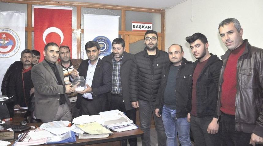 Esnaf G&uuml;n&uuml;ne Yoğun Katılım