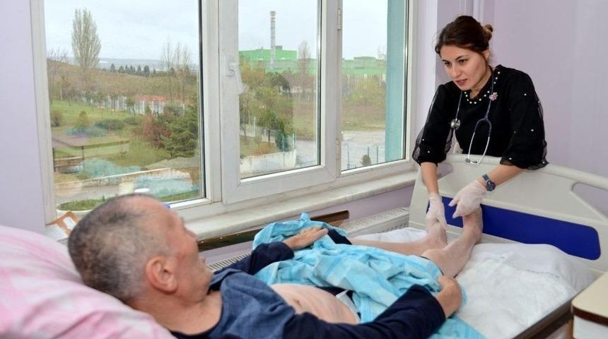 İl Sağlık M&uuml;d&uuml;rl&uuml;ğ&uuml;nden Huzurevi Sakinlerine Sağlık Taraması