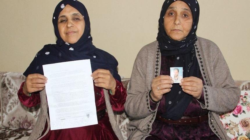 Evsiz Kalan Kız Kardeşler 25 Yıldır Kayıp Kardeşlerini Arıyor