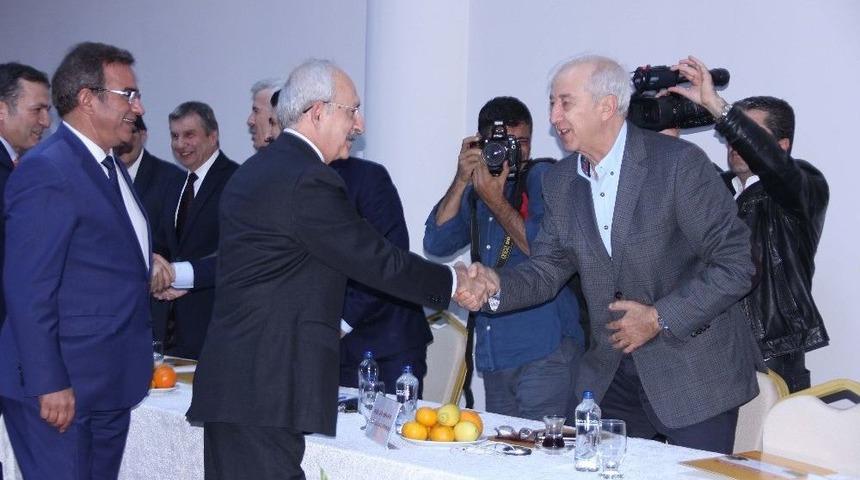 Kemal Kılı&ccedil;daroğlu, Narenciye &Uuml;reticilerinin Sorunlarını Dinledi