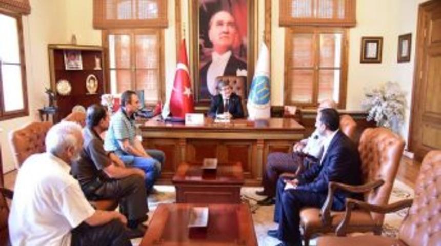 K&uuml;lt&uuml;r Ve Araştırma Derneği&rsquo;nden Başkan Can&rsquo;a Ziyaret