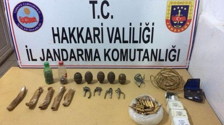 Y&uuml;ksekova Ve Şemdinli&rsquo;de Silah Ve M&uuml;himmat Ele Ge&ccedil;irildi