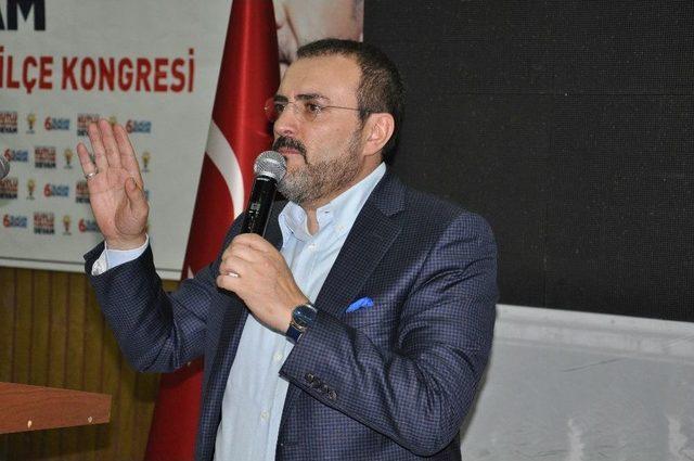 Mahir Ünal: 